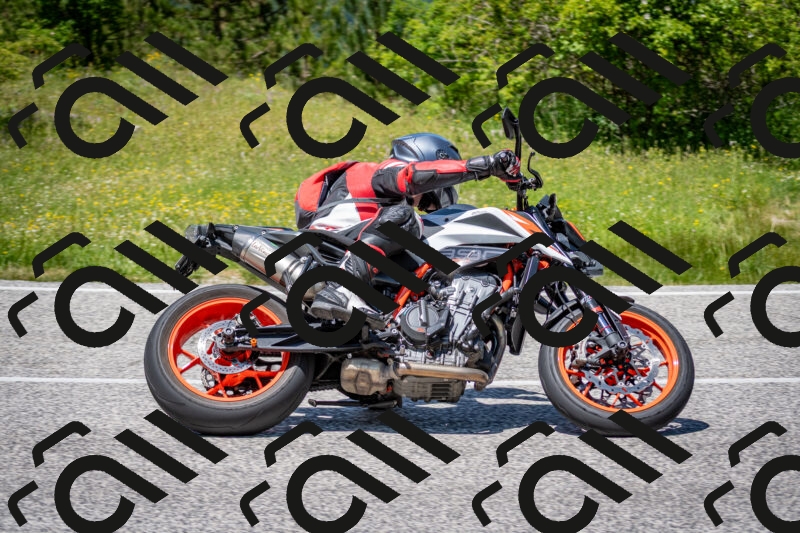 202506081324-DSC_7640_c2