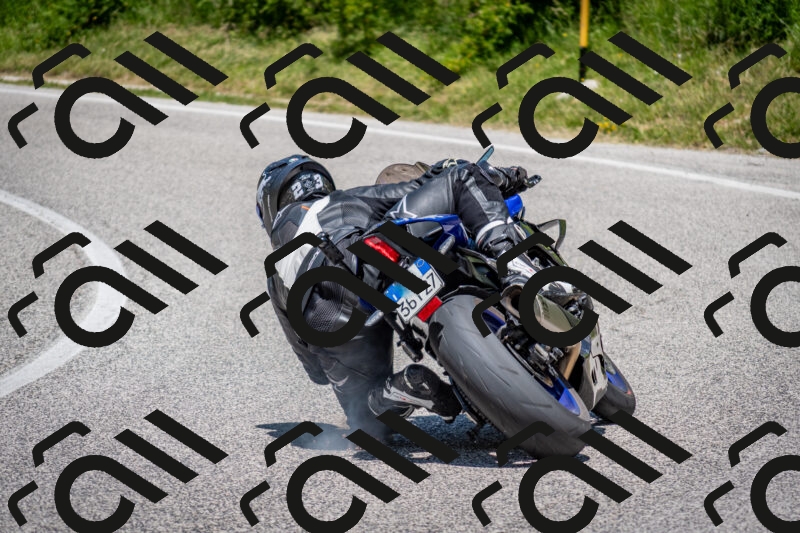 202506081328-DSC_7671_c2