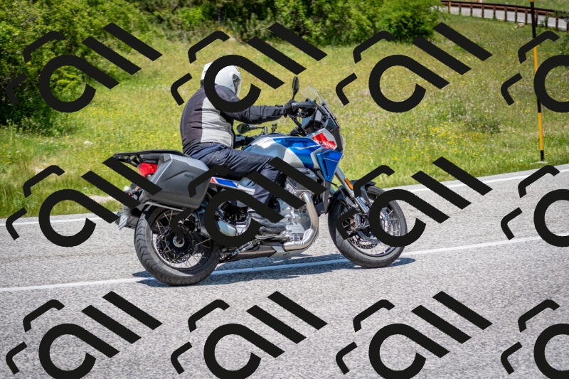 202506081344-DSC_7791_c2