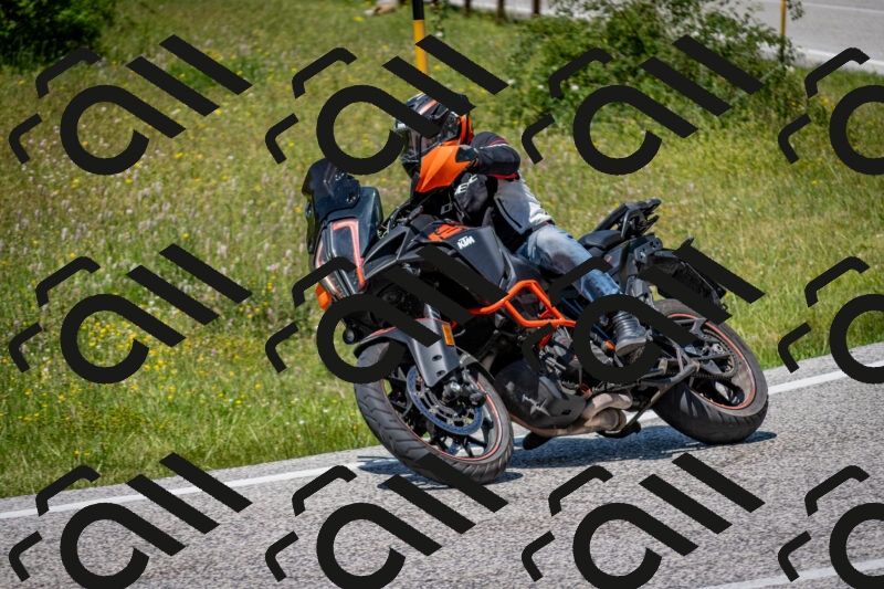 202506081345-DSC_7801_c2