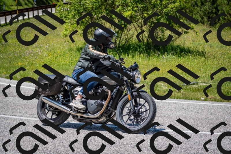 202506081348-DSC_7819_c2