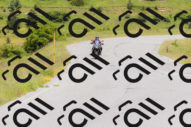 202506081343-_04A0834_c3_