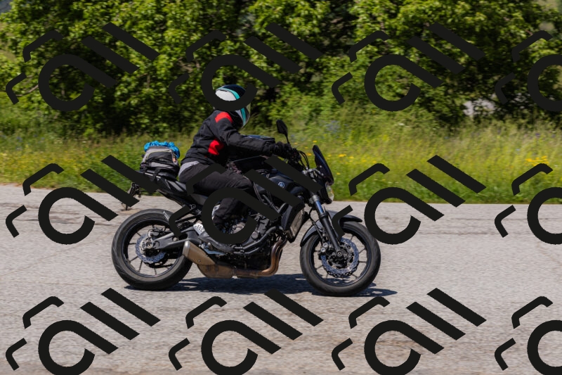 202506081441-_04A1212_c3_