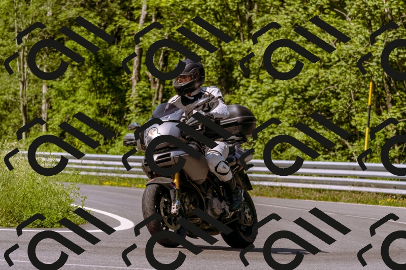 202506081033-_DSC8201_d1_