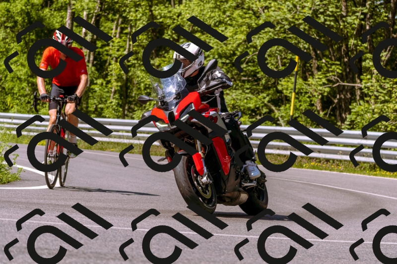 202506081034-_DSC8207_d1_