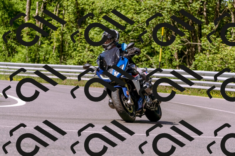 202506081034-_DSC8210_d1_