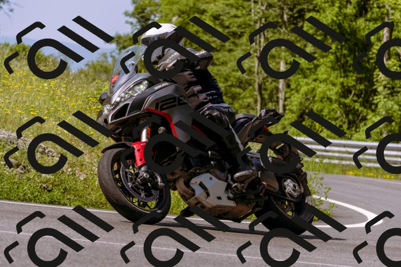 202506081040-_DSC8229_d1_