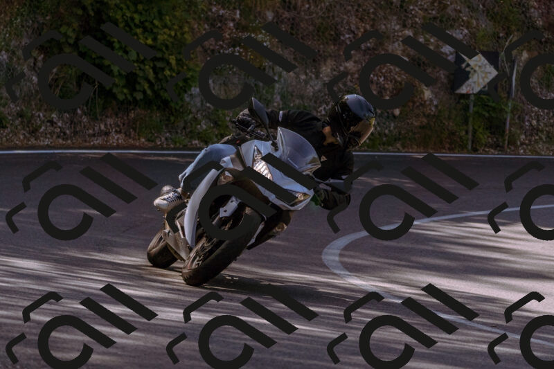 202506081042-_DSC8232_d1_