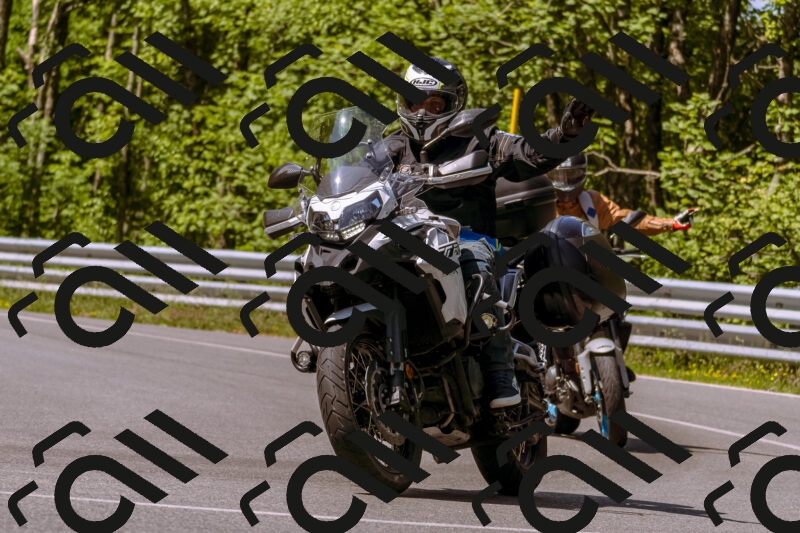 202506081056-_DSC8292_d1_