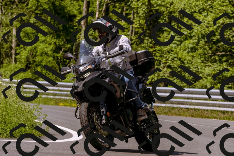 202506081056-_DSC8300_d1_