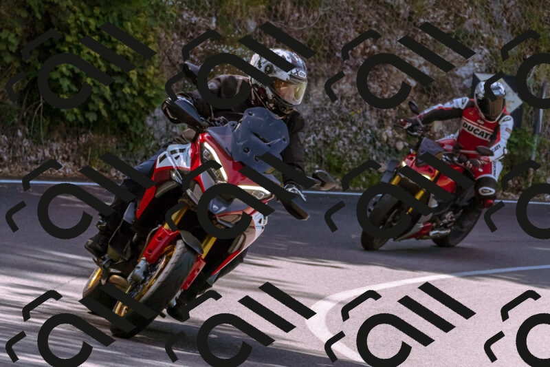 202506081059-_DSC8316_d1_