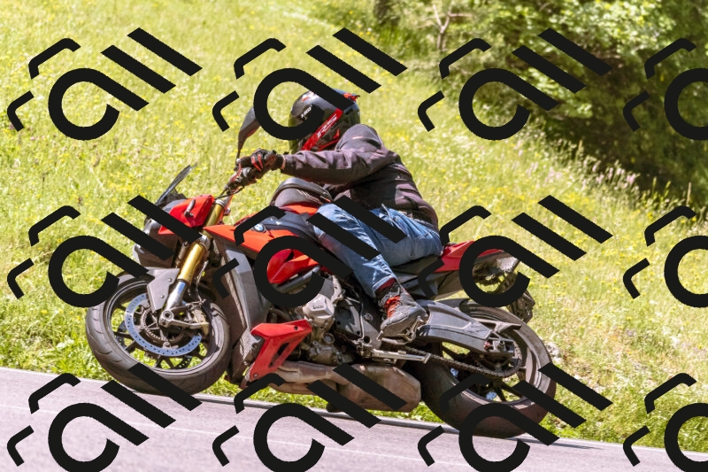 202506081108-_DSC8368_d1_