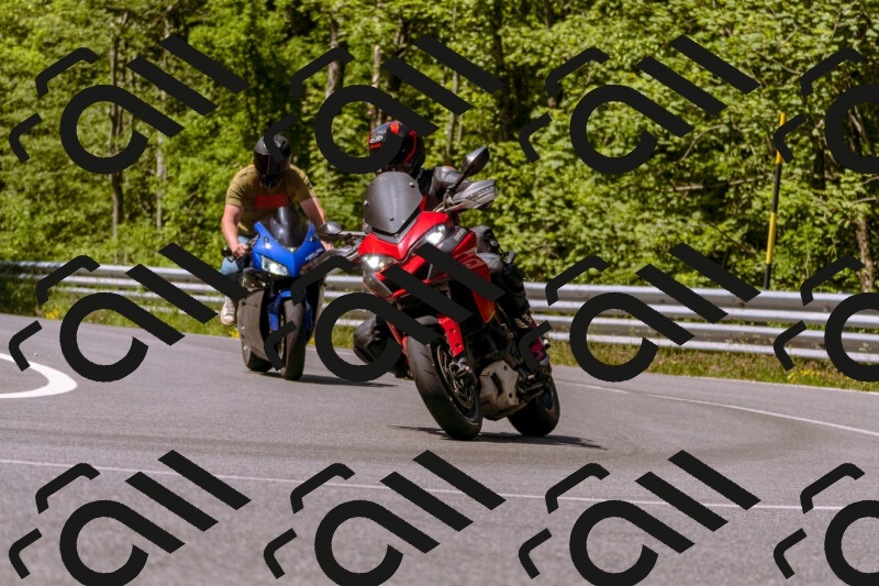 202506081112-_DSC8392_d1_