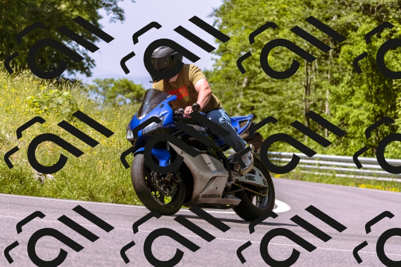 202506081112-_DSC8395_d1_