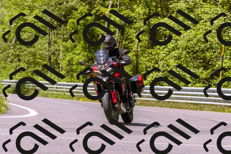 202506081118-_DSC8432_d1_