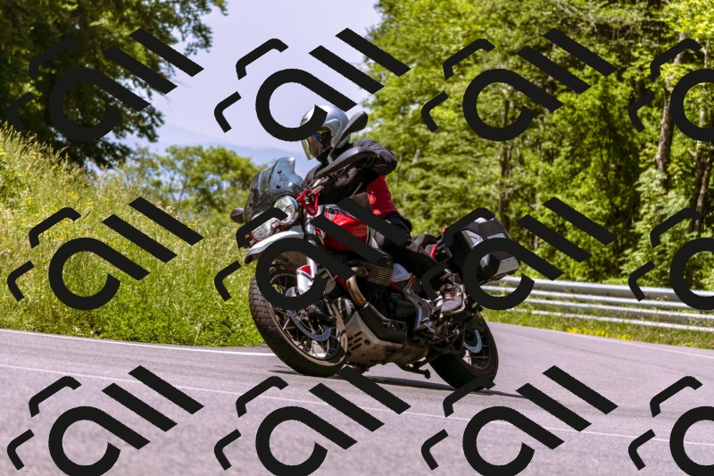 202506081148-_DSC8547_d1_