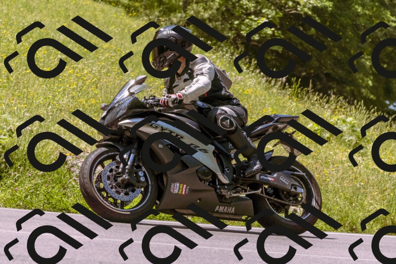 202506081152-_DSC8574_d1_