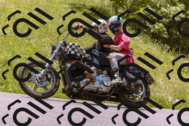 202506081229-_DSC8711_d1_