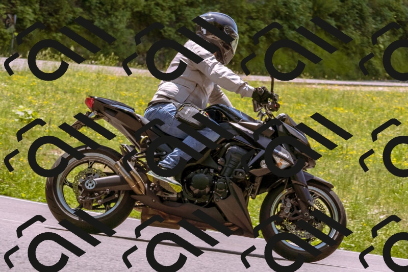 202506081244-_DSC8780_d1_