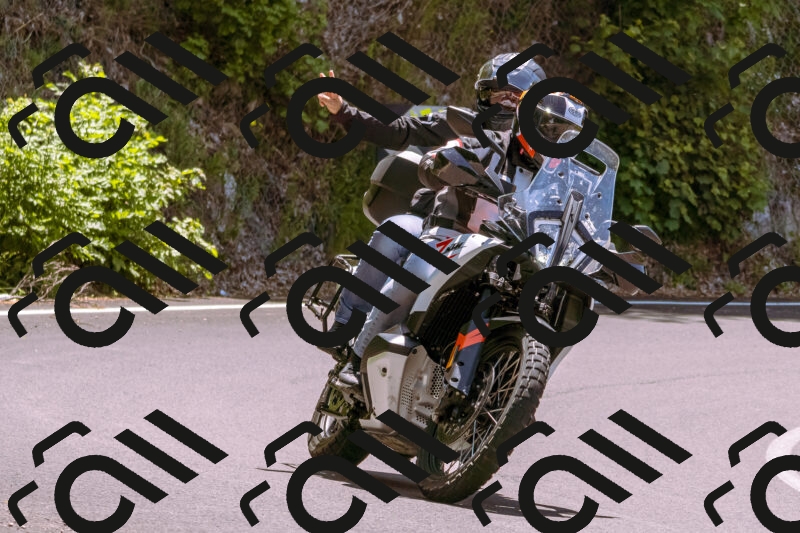 202506081246-_DSC8790_d1_