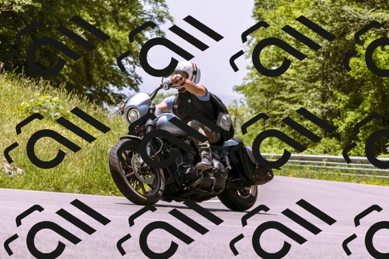 202506081247-_DSC8792_d1_