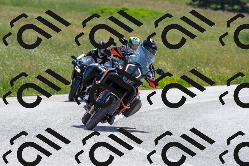 20250608110110-R01_3033_r1