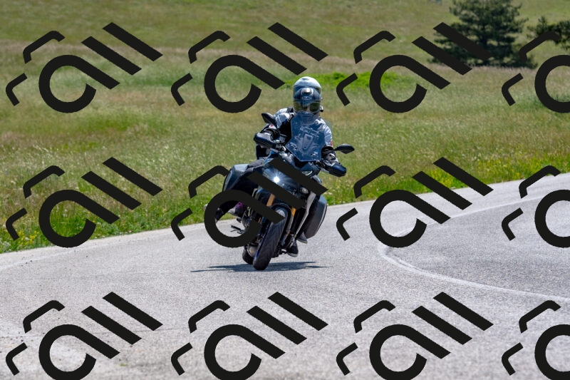 20250608112105-R01_3294_r1