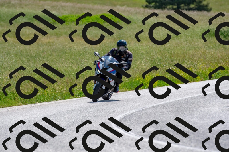 20250608112404-R01_3343_r1