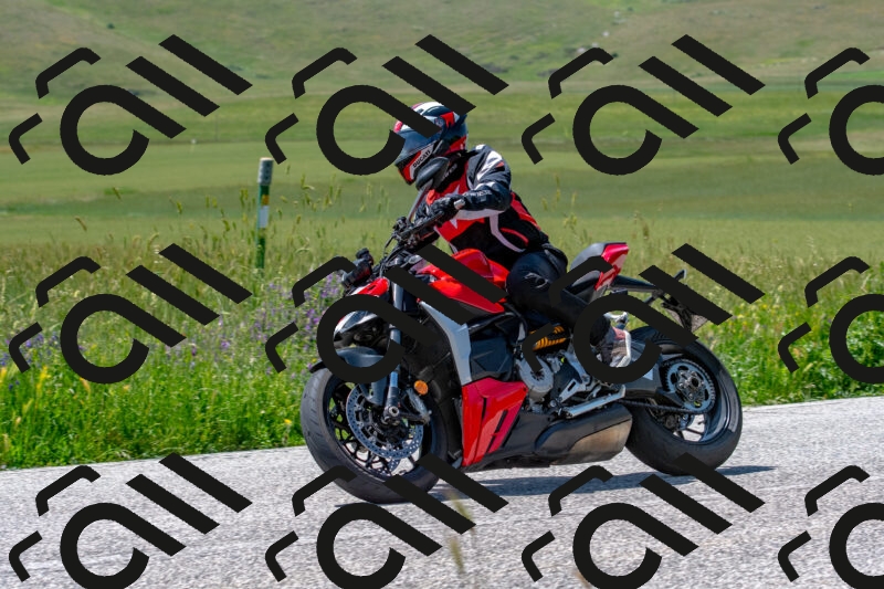 20250608114206-R01_3701_r1