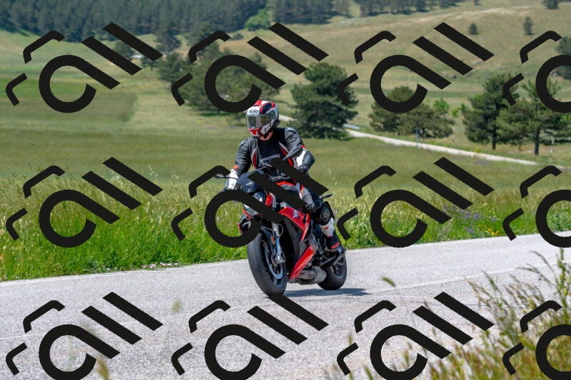 20250608114637-R01_3727_r1