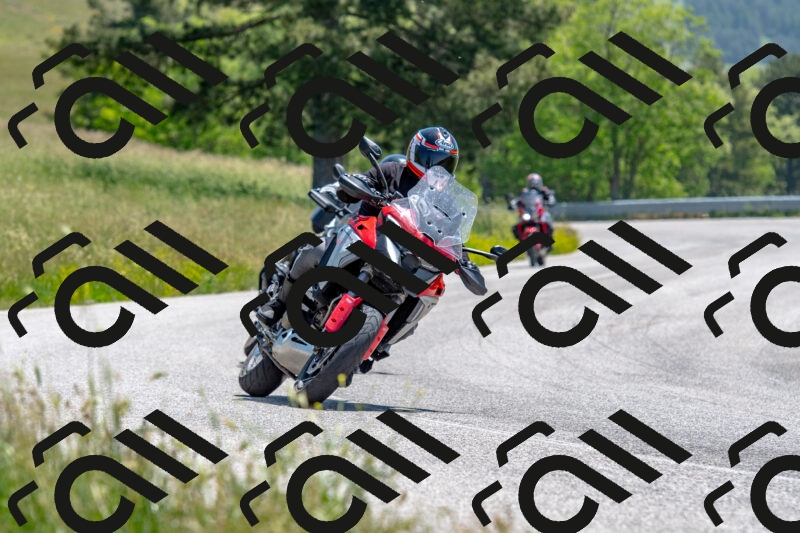 20250608121720-R01_4124_r1