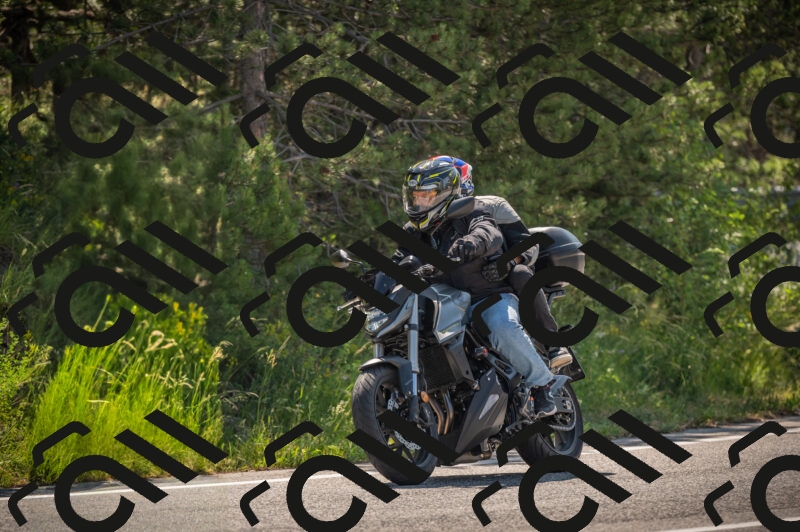 20250614101951-_Z620292_am_