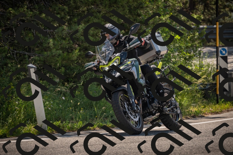 20250614102446-_Z620323_am_