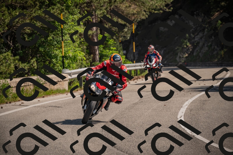 20250614102819-_Z620331_am_