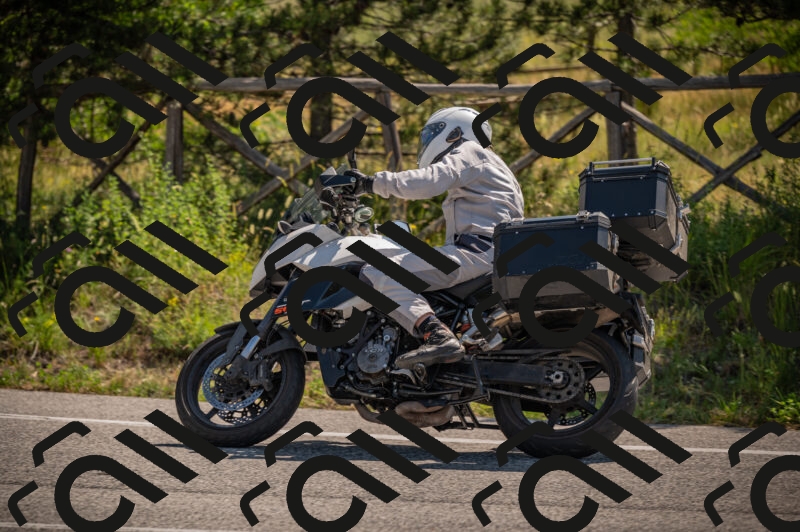 20250614103951-_Z620393_am_