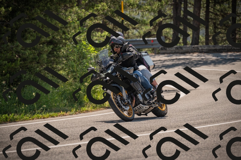 20250614104456-_Z620429_am_