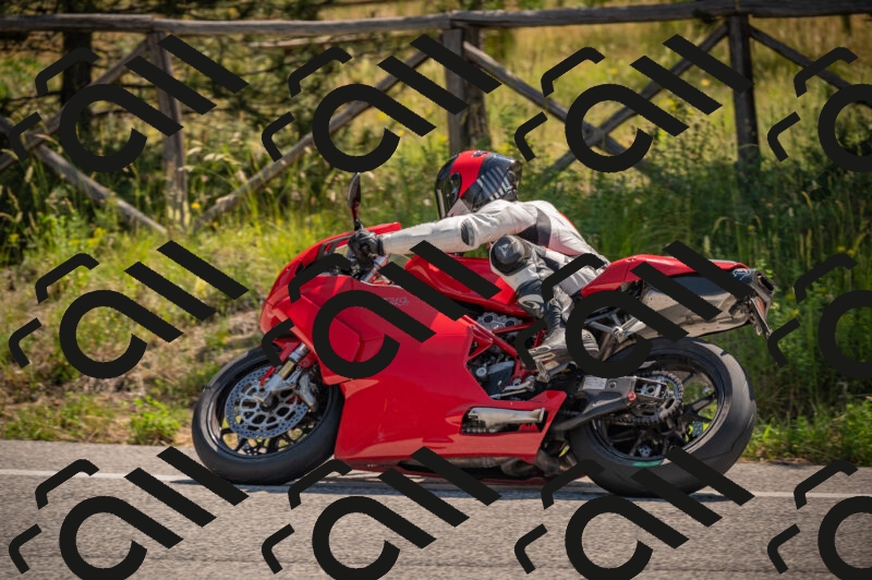 20250614104458-_Z620433_am_