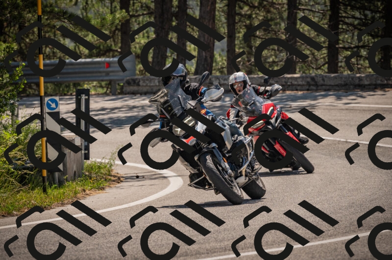 20250614110313-_Z620462_am_