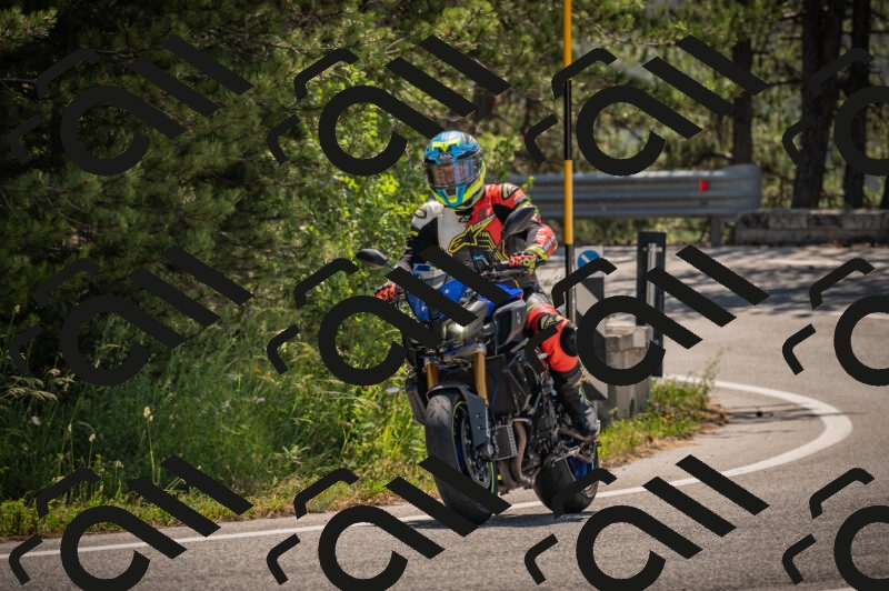 20250614110432-_Z620488_am_