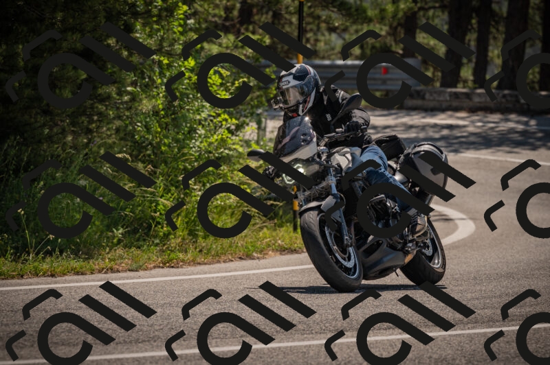 20250614110622-_Z620535_am_