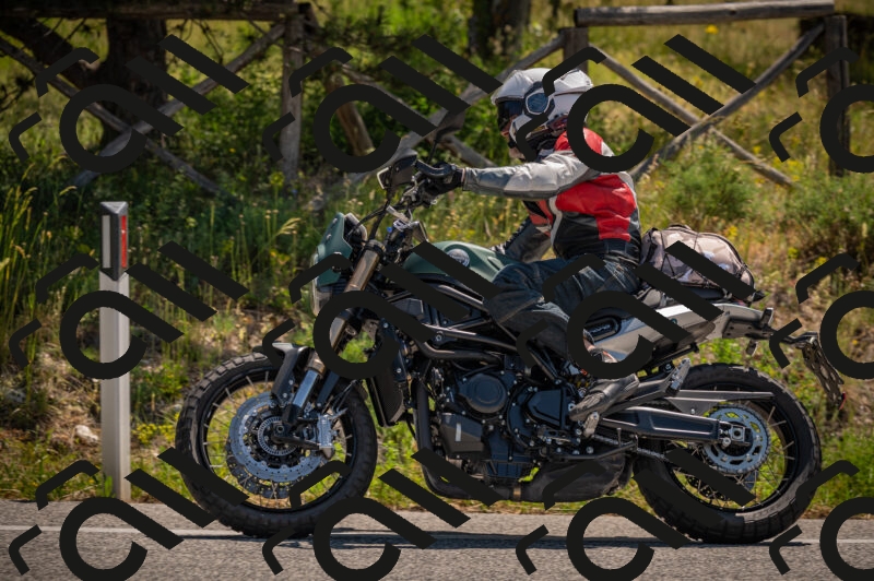 20250614110642-_Z620540_am_