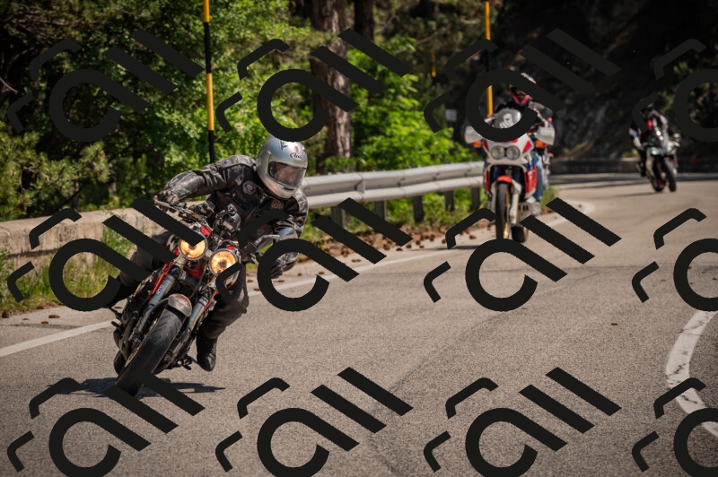 20250614110932-_Z620551_am_