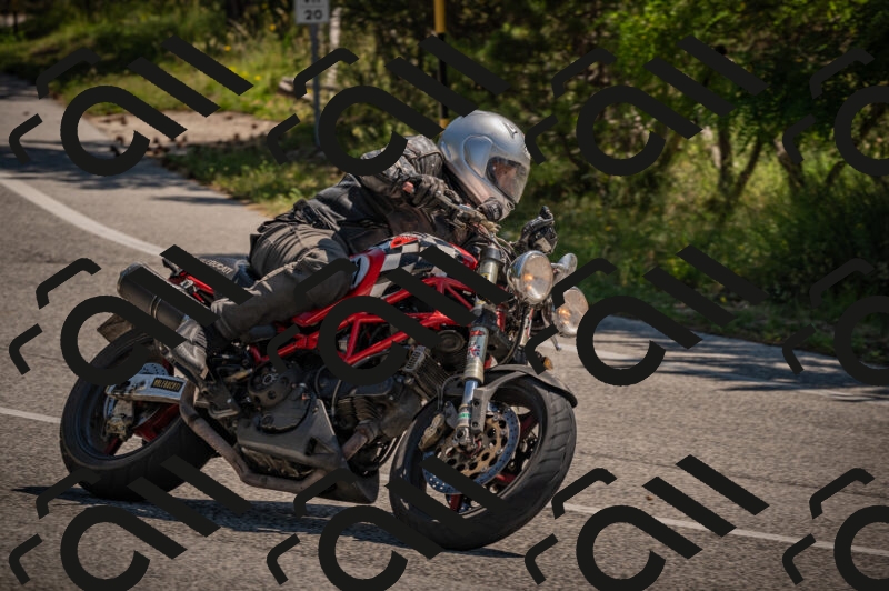 20250614110933-_Z620553_am_