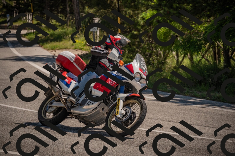 20250614110935-_Z620555_am_