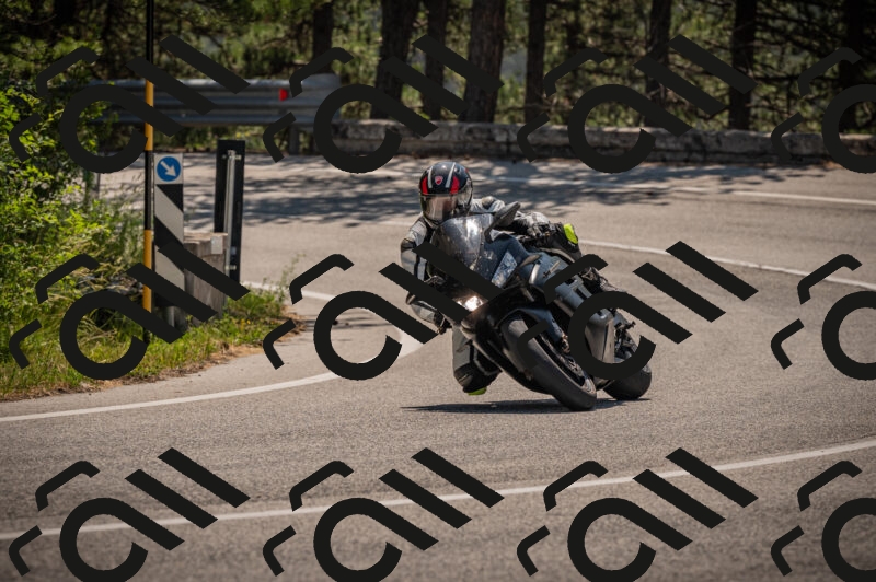 20250614111308-_Z620588_am_