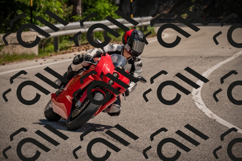 20250614111813-_Z620618_am_