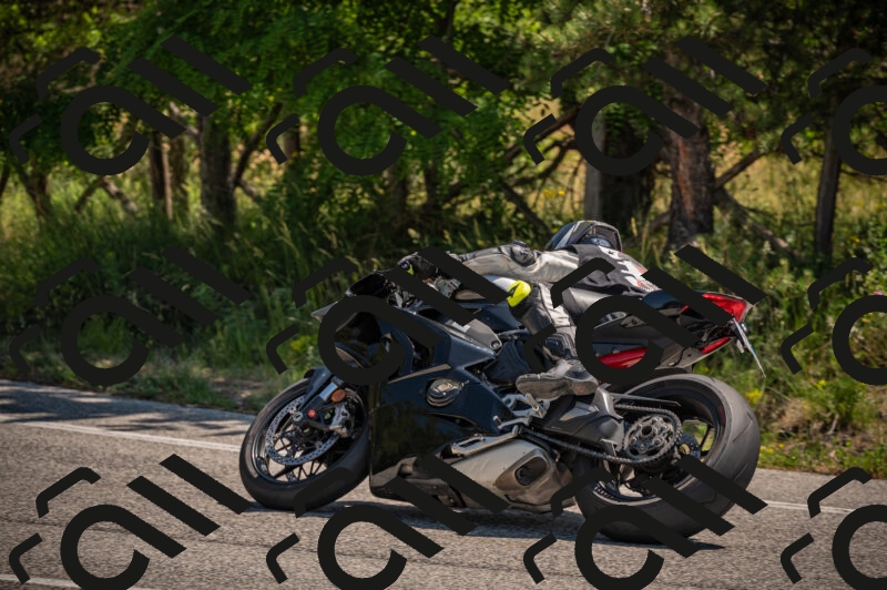 20250614112235-_Z620634_am_