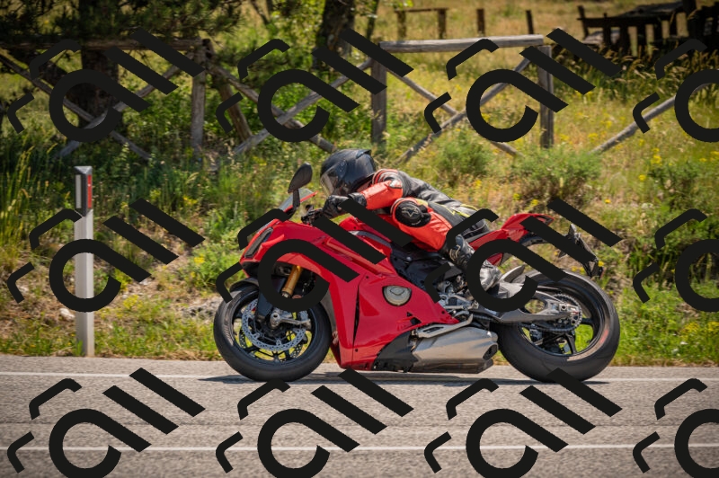 20250614112238-_Z620637_am_