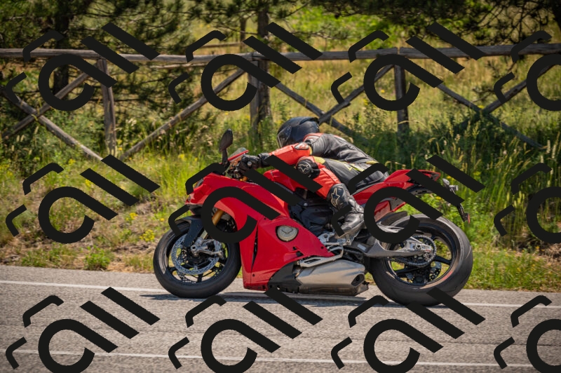 20250614112238-_Z620638_am_