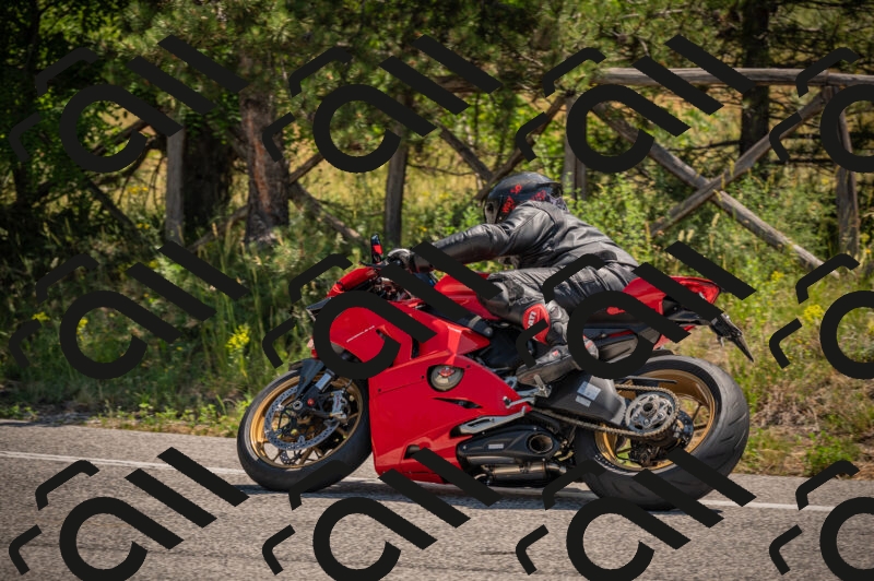 20250614112243-_Z620645_am_